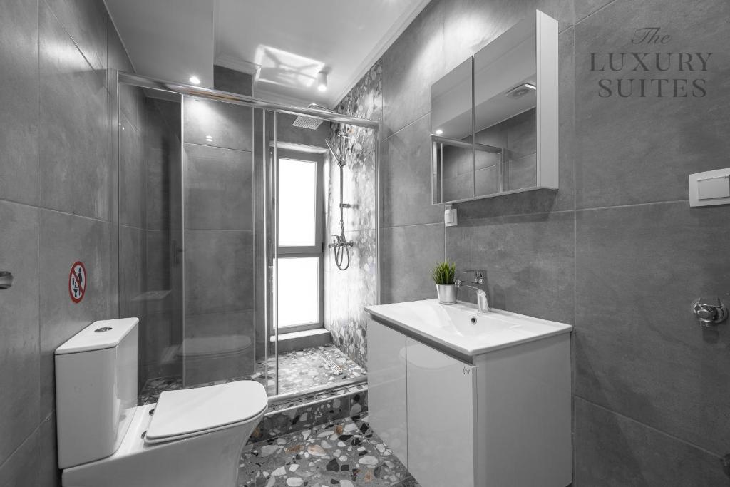 WeStay Apartments, The Luxury Suites photo