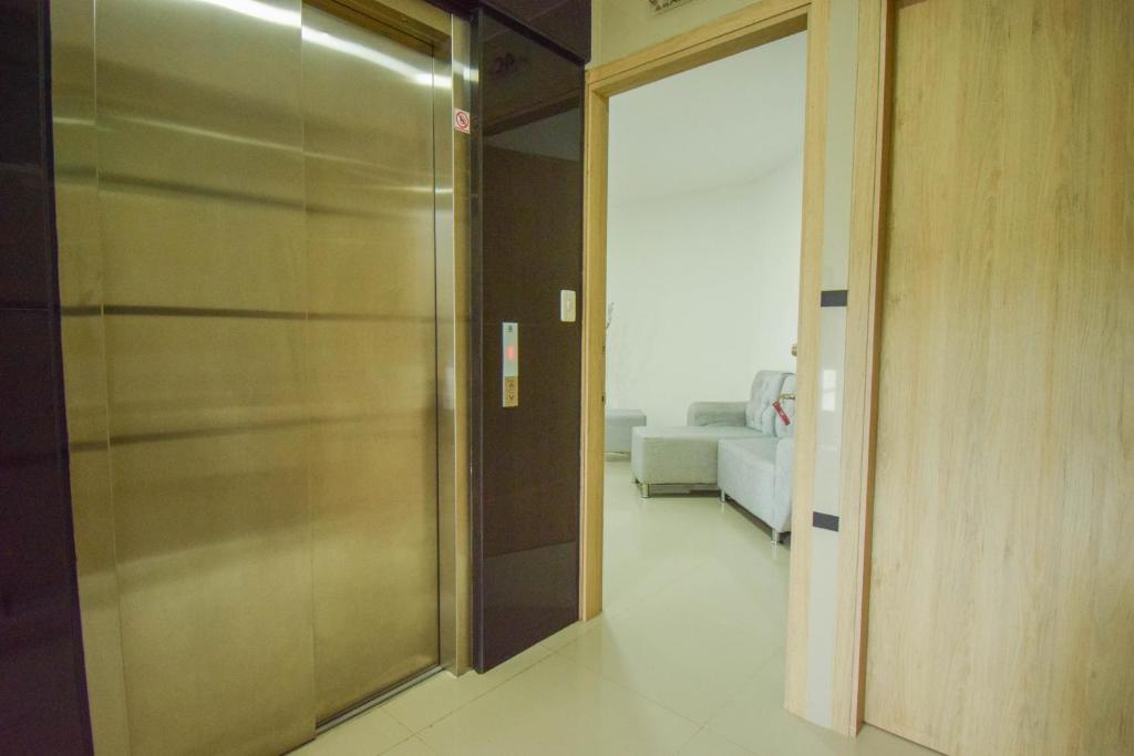 Salome Aparment 4C photo