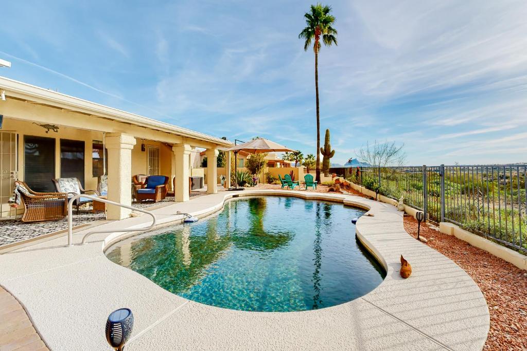 Blackbird, Fountain Hills