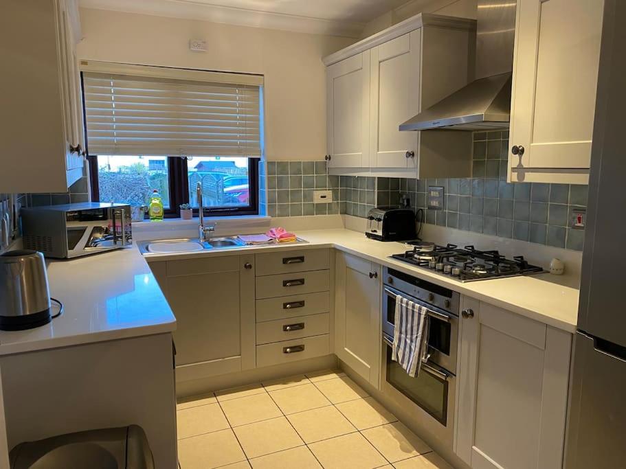 Braunton Breaks - Ambrose Cottage, Braunton