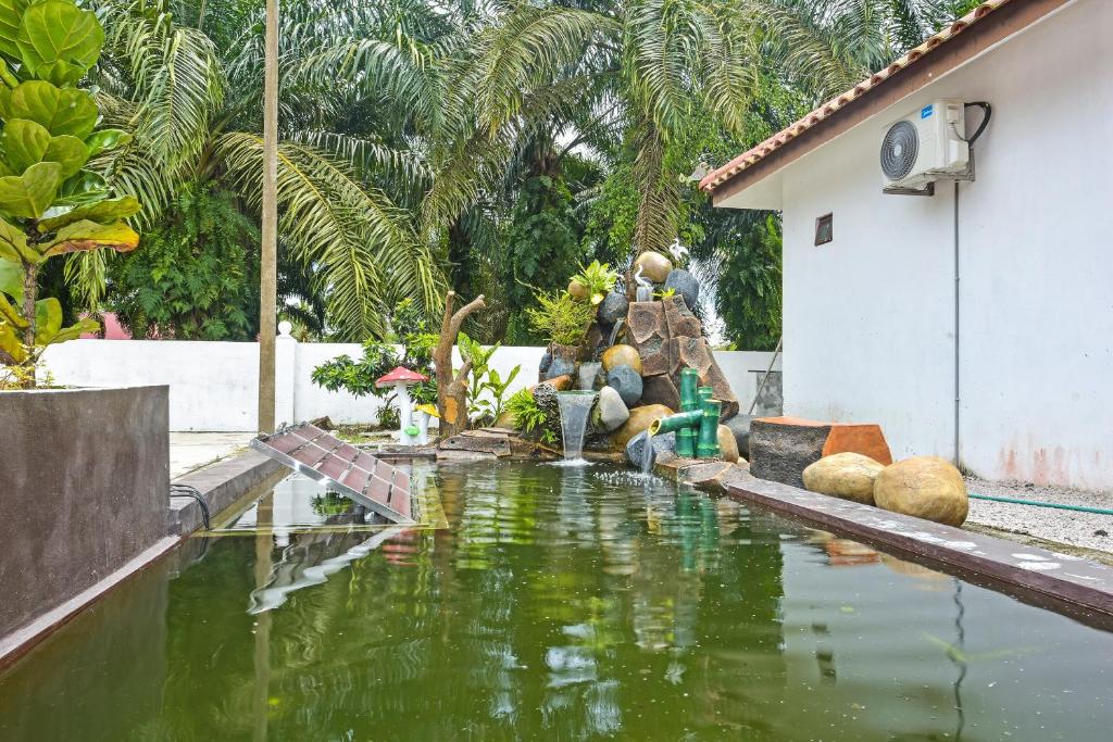 OYO Home 90332 Jentayu Homestay Pontian photo