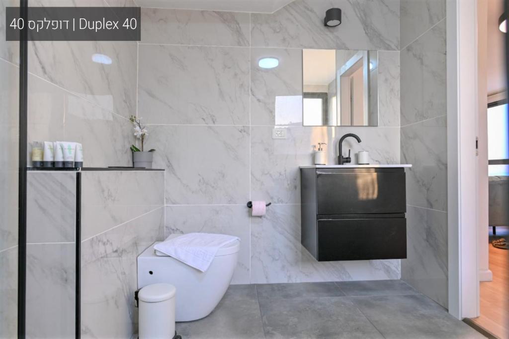 YalaRent La Mera- Duplexes & Lofts with Sea of Galilee views photo