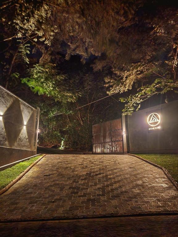 Area 4 eco cubes — Hotel in Wellawaya