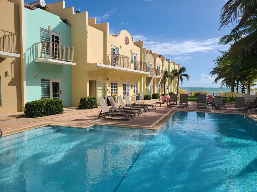 Hotel Lucia Beach — Hotel in Yabucoa