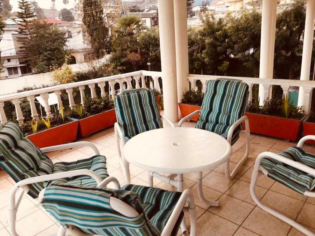 Balcony/terrace, Alaf Laila Guest House in Abbottabad