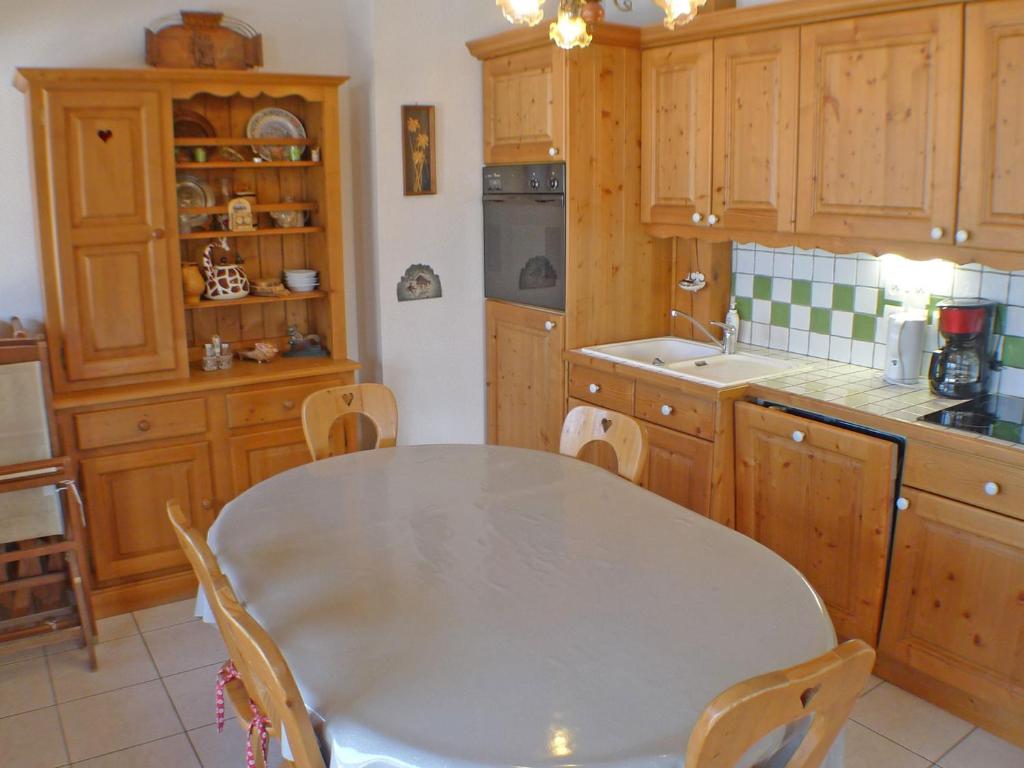 Appartement spacieux 3 pièces avec balcon et garage à Samoëns - FR-1-629-17 - 4