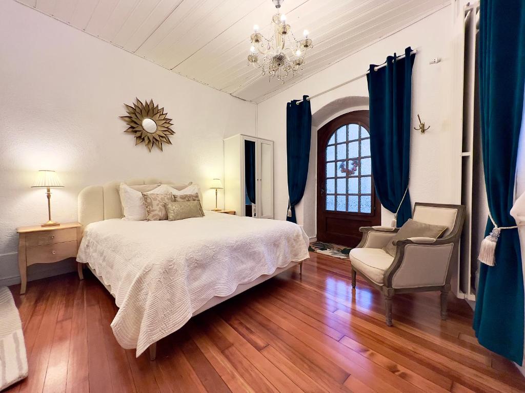 Montreux Castle - Charming Studio - 3