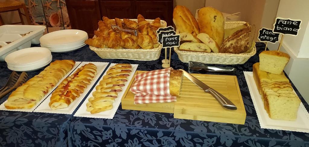 Hotel Susy - Bakery & Gluten Free Home Made - direttamente su viale Dante a due passi dal mare - 4