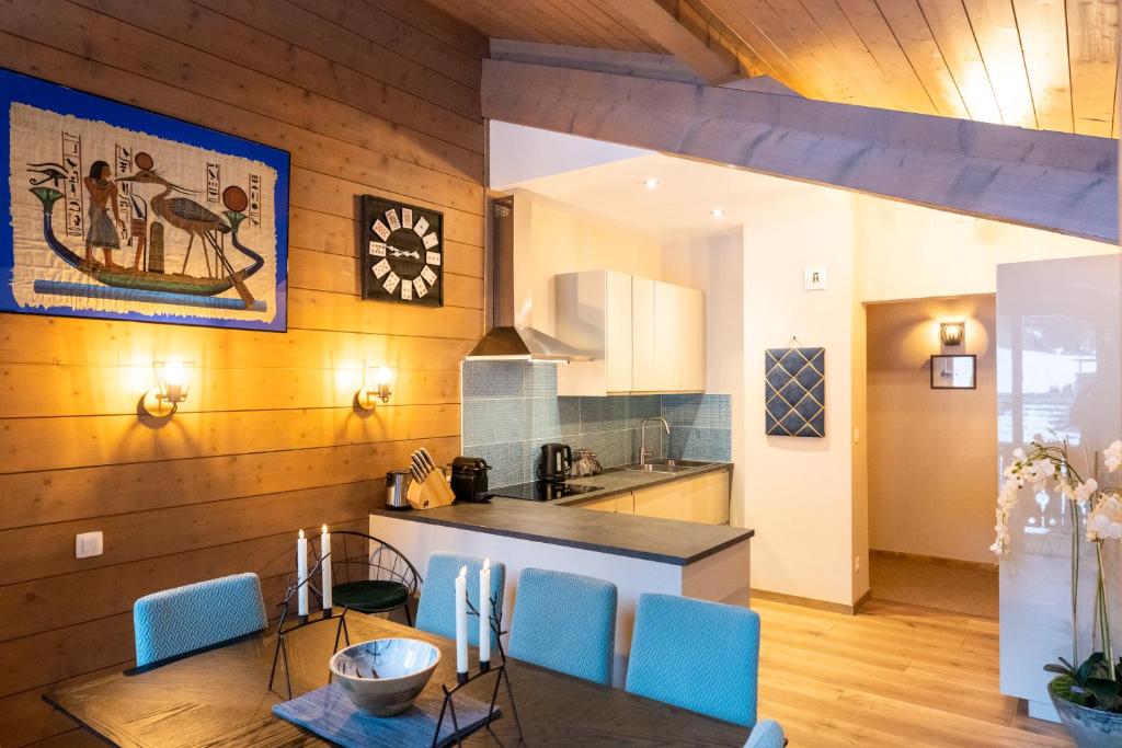 Kitchen, Hotel et Chalet Au Coin Du Feu Chilly Powder in Morzine