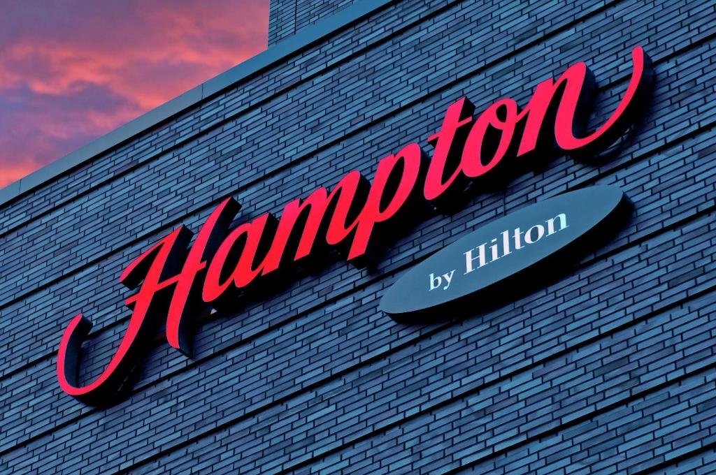 Hampton by Hilton Berlin City West photo
