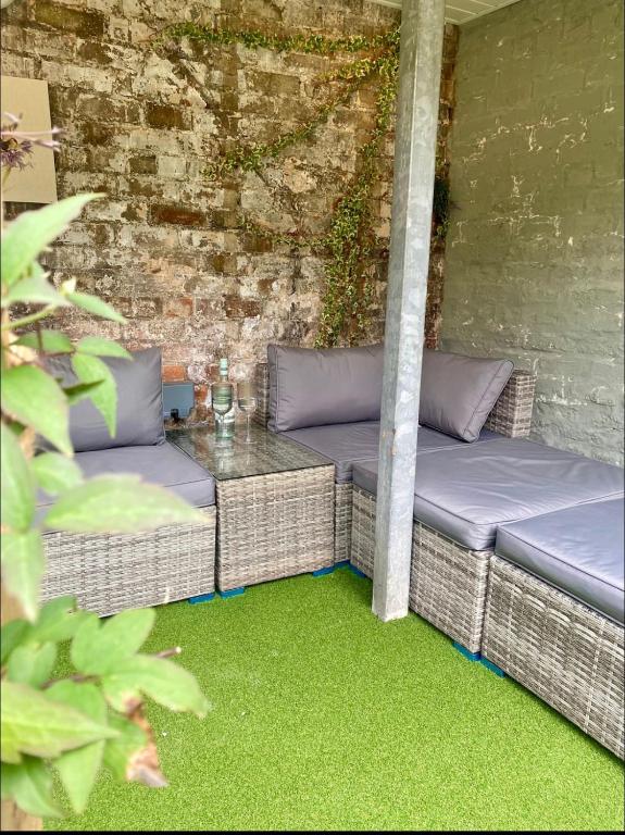 Poppys Place and Busters Barn photo 7
