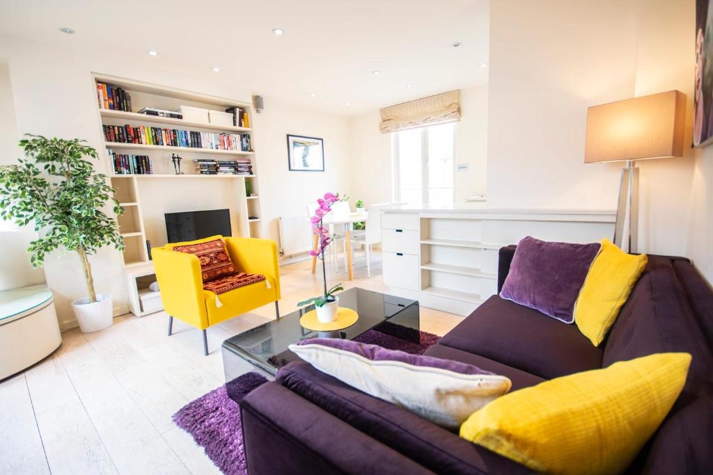 Notting Hill 2-bedroom maisonette with terrace close to Portobello rd — Hotel in London