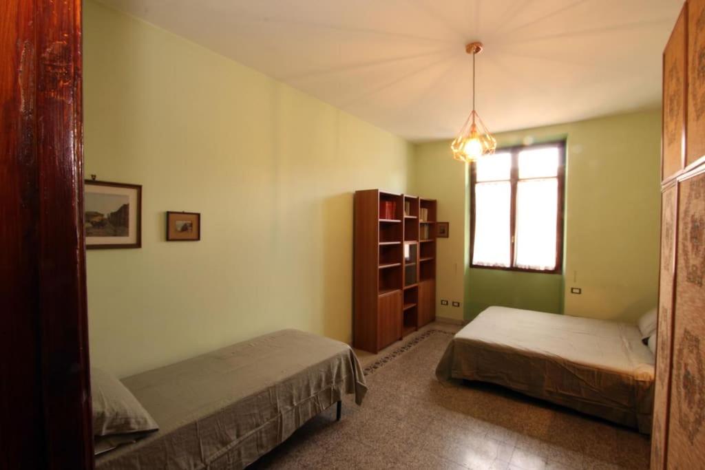 Sacconi Flat - 5