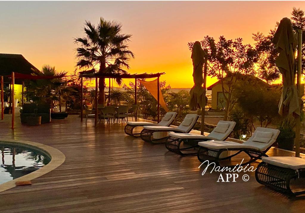 スイミングプール