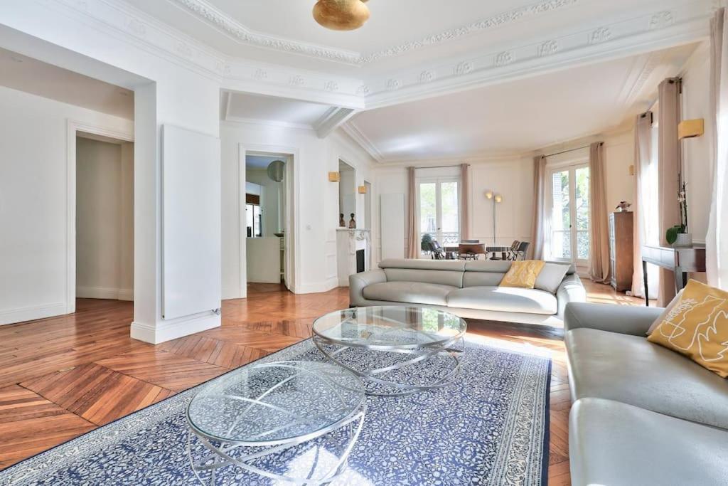 Gorgeous apartment next to the Champs-Elysées - 2