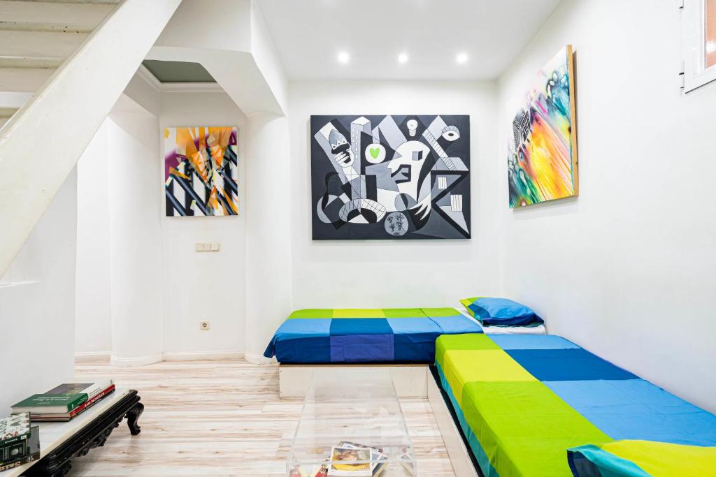 For You Rentals Teatro Real Plaza Apartment TEMPORAL Saint Martin Madrid TRU50 - 5