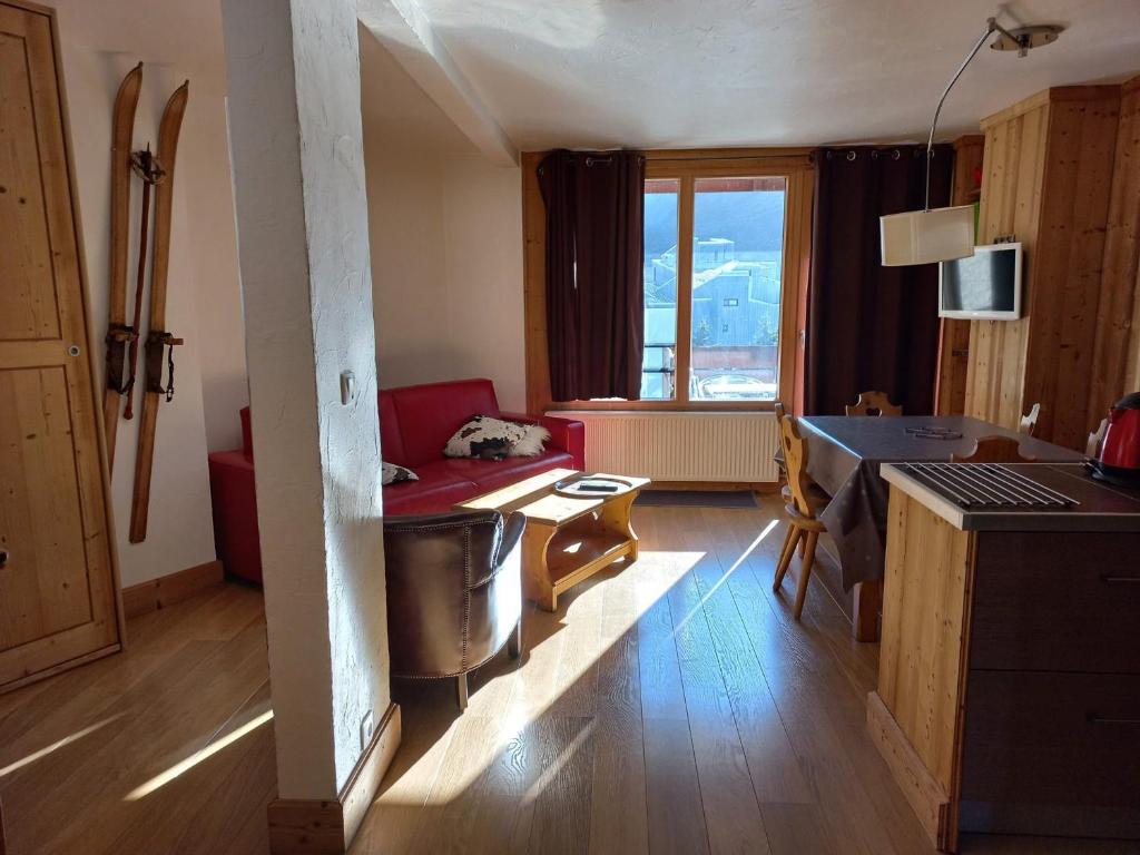 Charmant 2 pièces rénové au pied des pistes, exposé Sud, pour 6 personnes - FR-1-449-30 - 2