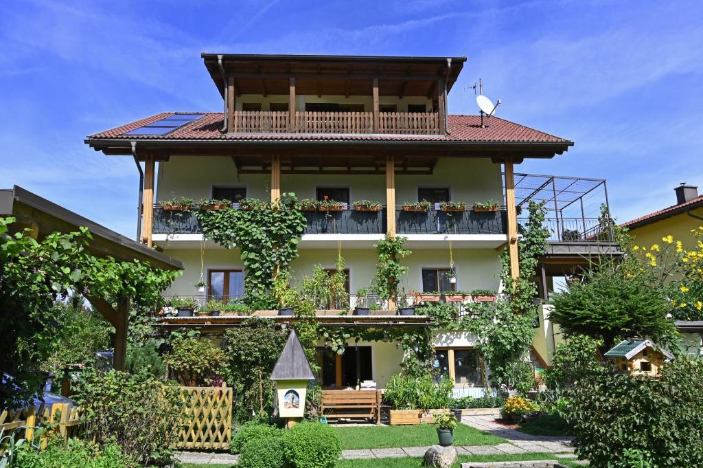 Appartement Mittagskogel - 2