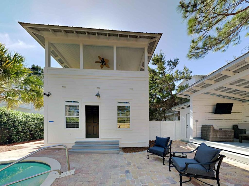 Happy as a Clam, Santa Rosa Beach