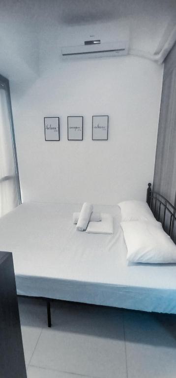 FAME Residences 2Bedroom swimming pool view photo
