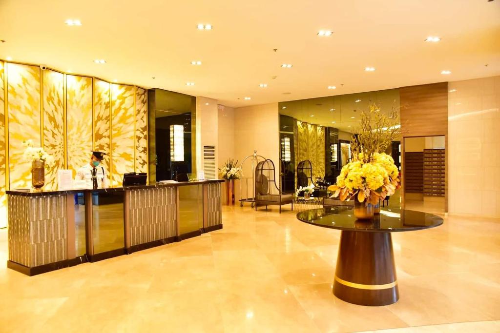 FAME Residences 2Bedroom swimming pool view photo