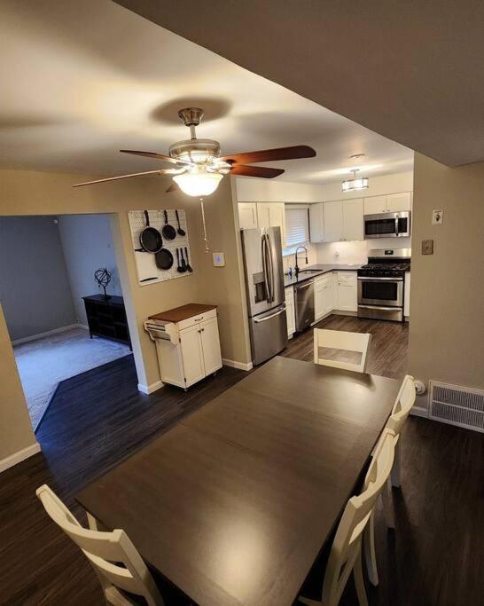 Courtyard by Marriott Long Island Islip/Courthouse Complex in Central