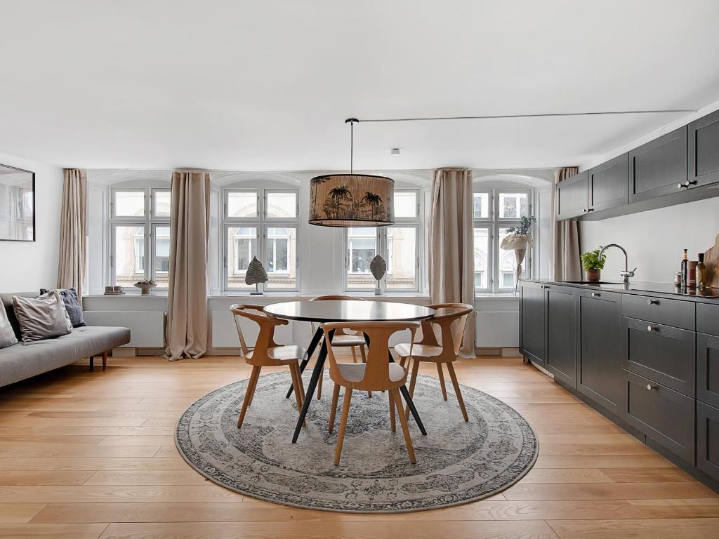 Sanders Regent - Endearing One-Bedroom Apartment Near Central Square, Köpenhamn