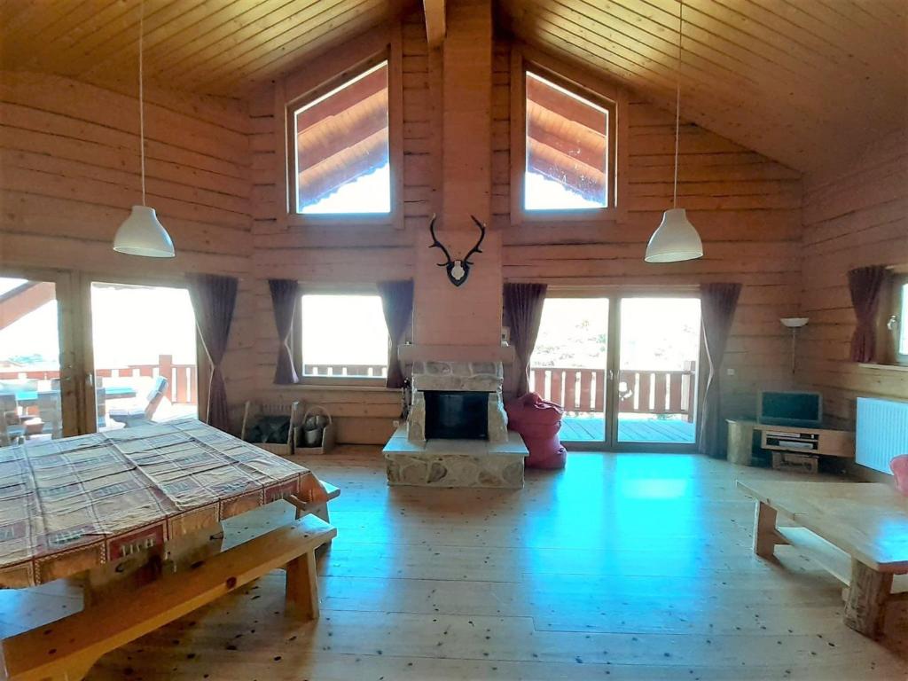 Chalet spacieux 14 pers., cheminée, parking La Joue du Loup - FR-1-504-625 - 1
