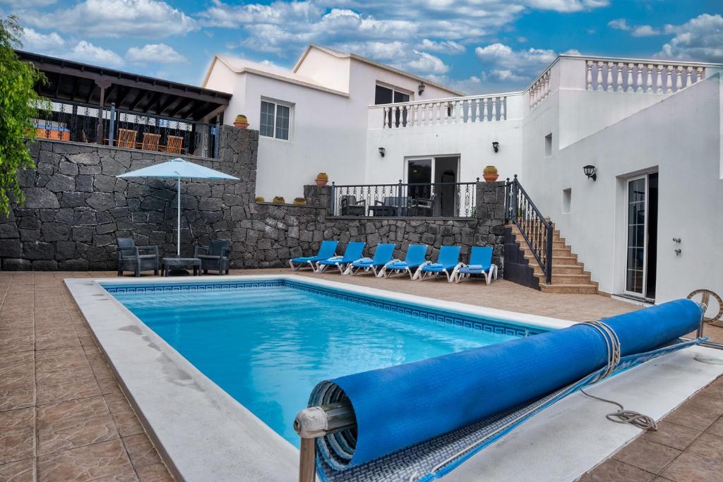 Casa El Paraiso - Private Pool, Jacuzzi, Air-con and BBQ By Lanzarote Vacation Homes - 2