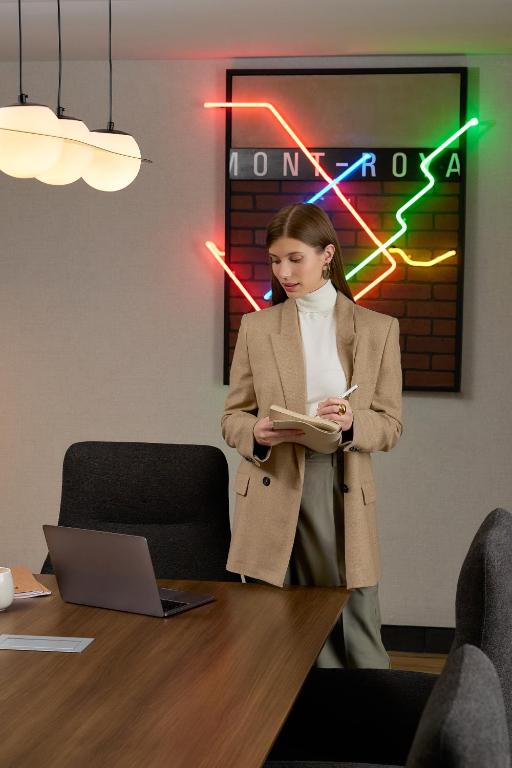 مركز الأعمال