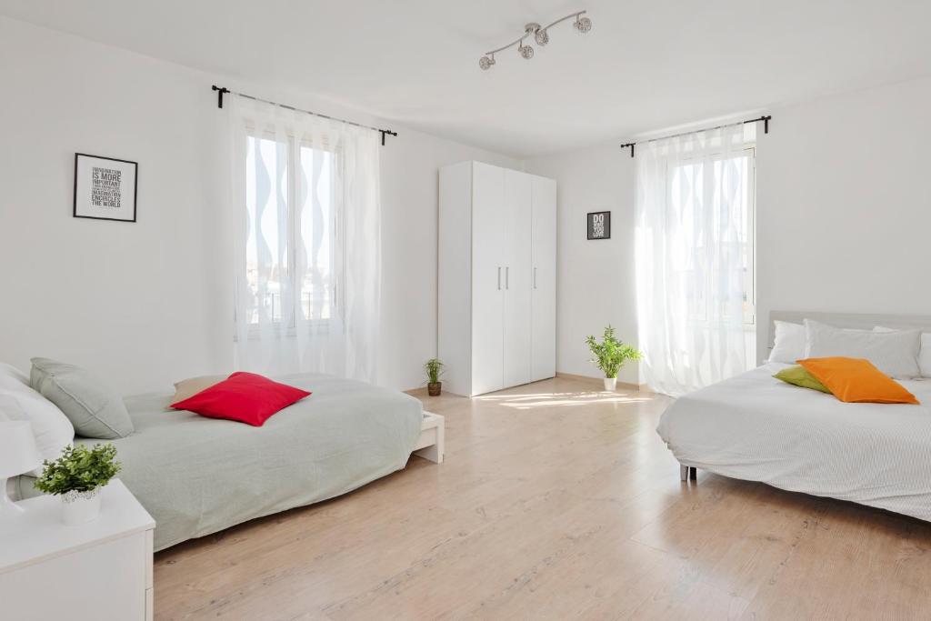 Large and central comfortable apartment - 2