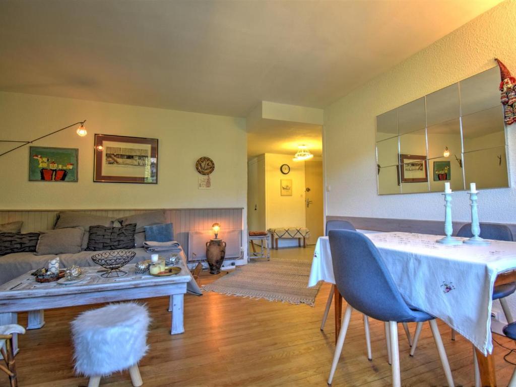 Appartement charme, proche centre, balcon vue - FR-1-524-97 - 3