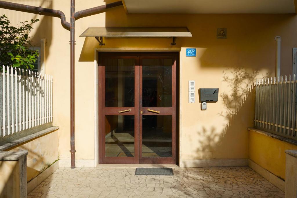Mikasa Balduina Roma photo