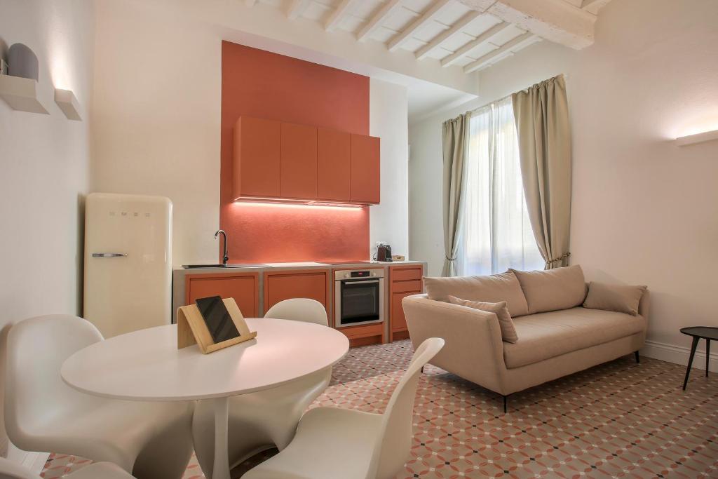 Seggiole Boutique Apartment Iris - 5