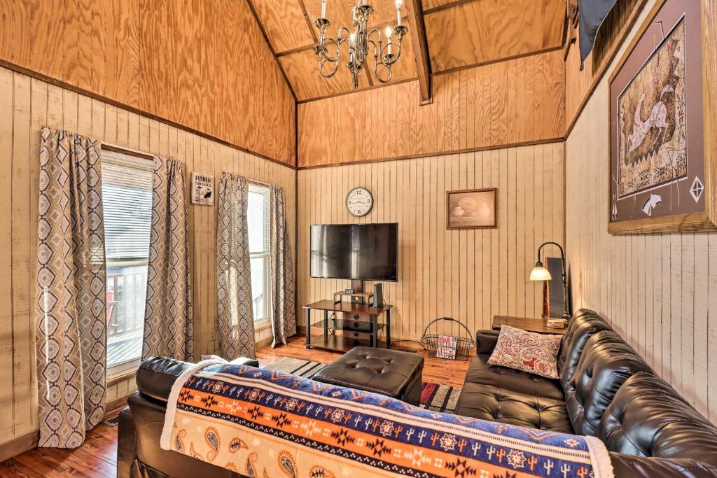 Calico Rock Home, Walk to White River and Dtwn!, Calico Rock