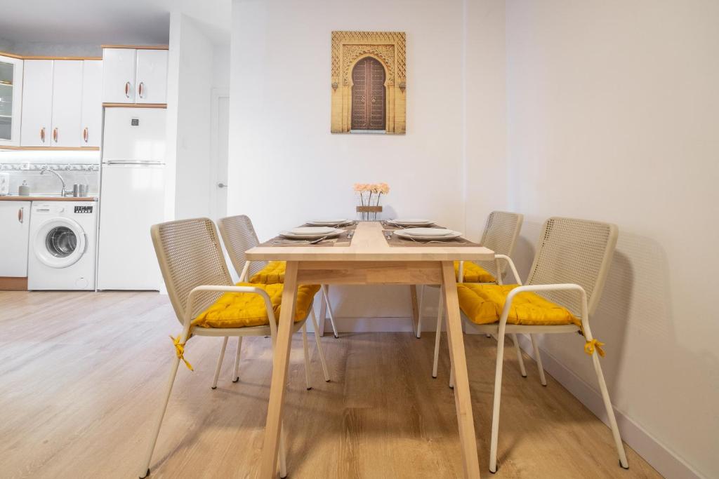 Self check-in! Apartment in the heart of Málaga! - 2