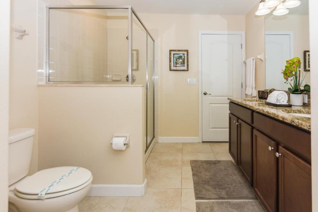 Deluxe Single Family Home w Pool Close to Disney 1406 photo