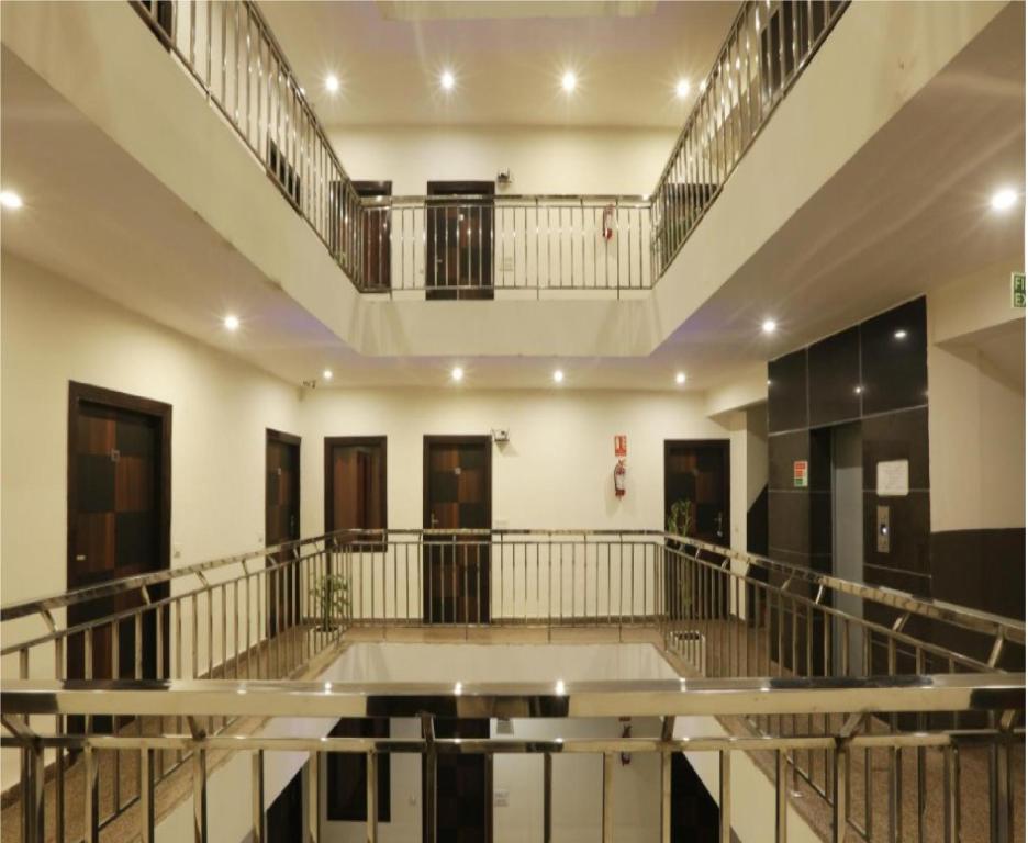 Hotel Sky view By WB Inn photo