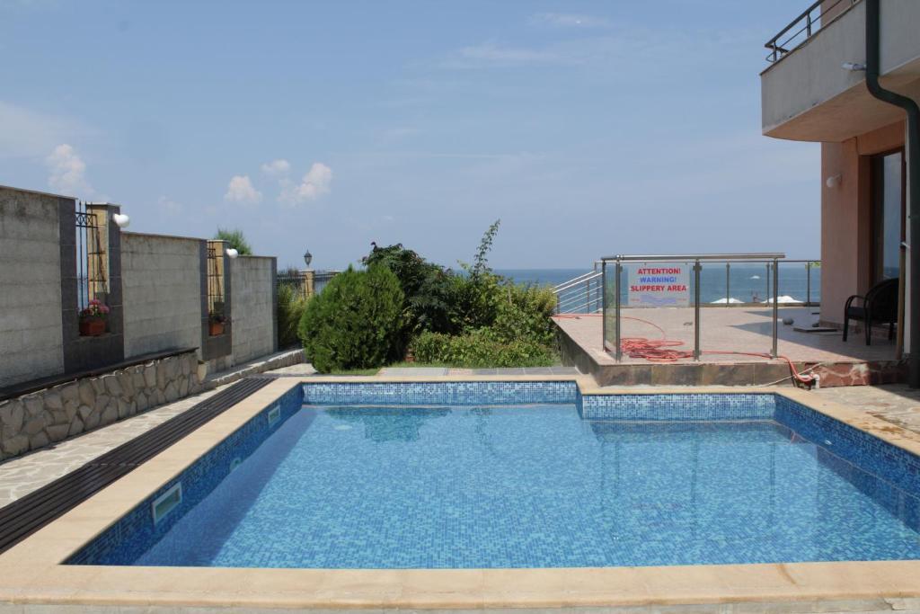 Barex Family Hotel photo