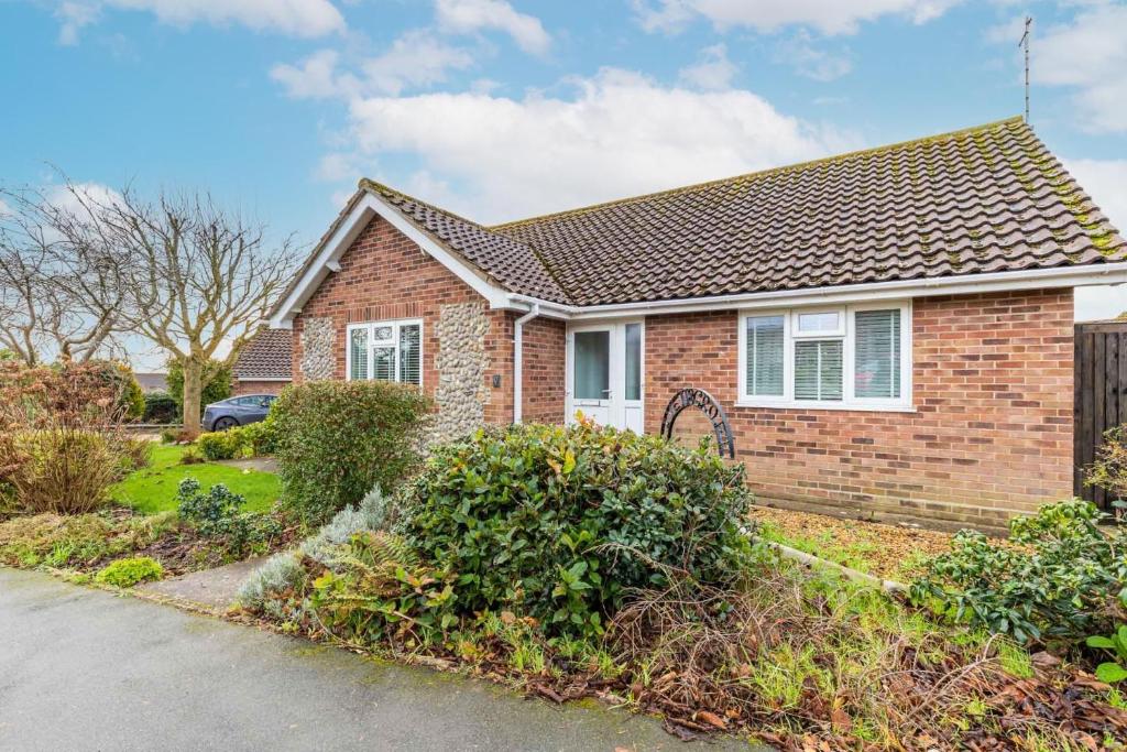 Host & Stay - Gorse Cottage, Mundesley