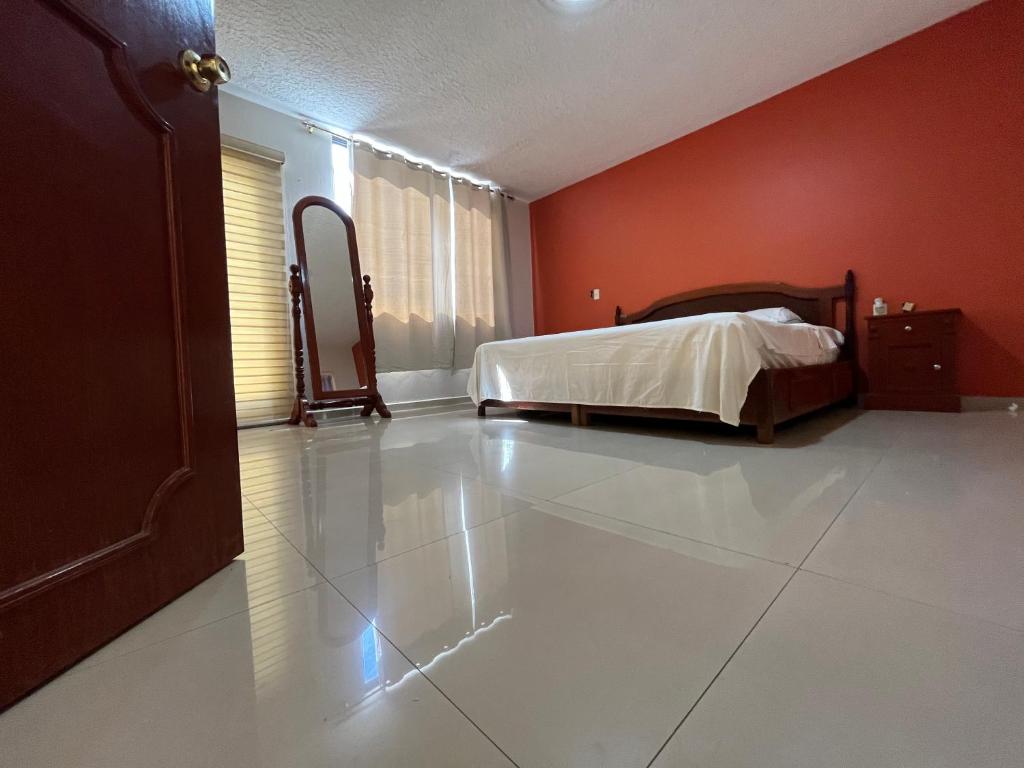 BEAUTIFUL PRIVATE HOUSE in the downtown with 3 floors, Tepatitlán de Morelos