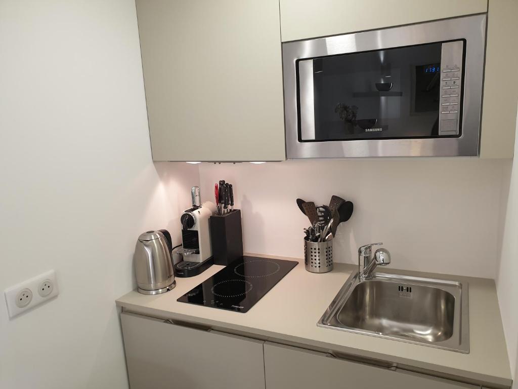 STUDIO NEUF ET CHARMANT VIEIL ANTIBES - 5