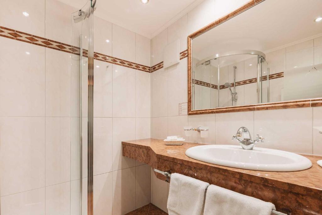 Hotel Piz Buin - 3