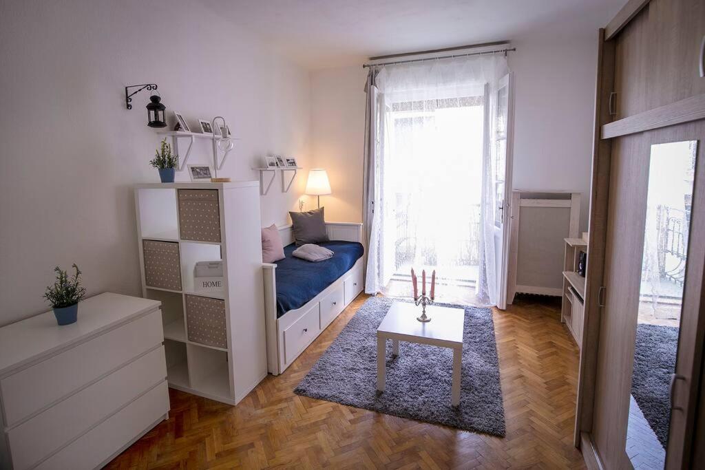 Parisian Soul In The Heart Of Budapest, Budapest