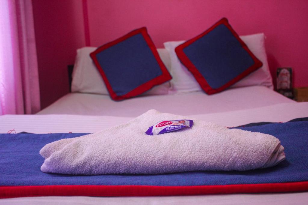 Hotel Chandragiri Paradise photo
