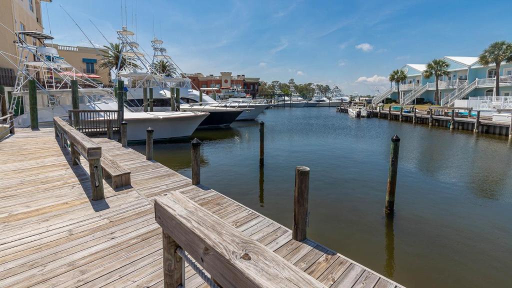 Charter Landing Two C1 condo, Orange Beach