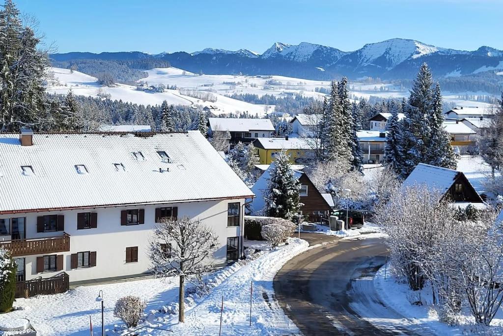 Ferienwohnung im Allgäu mit Bergsicht - 2