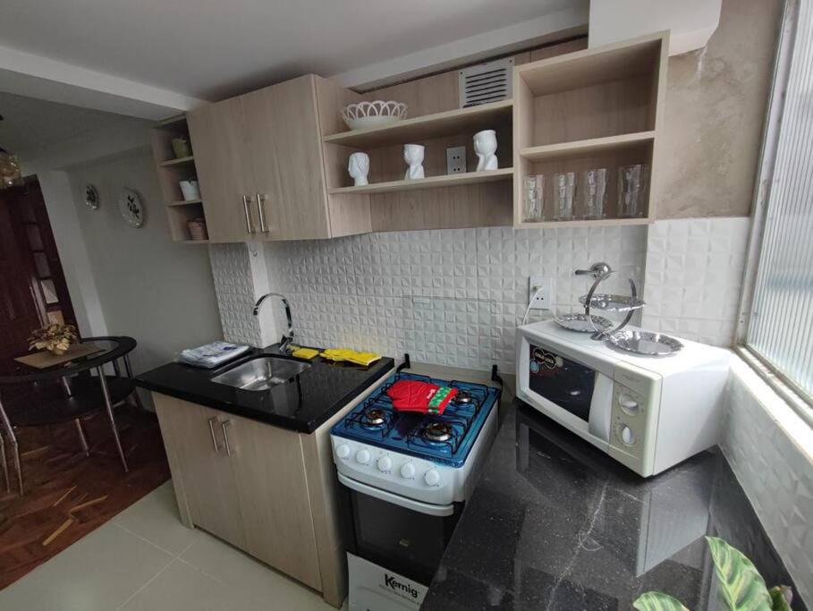 La Culta Elegante - 3