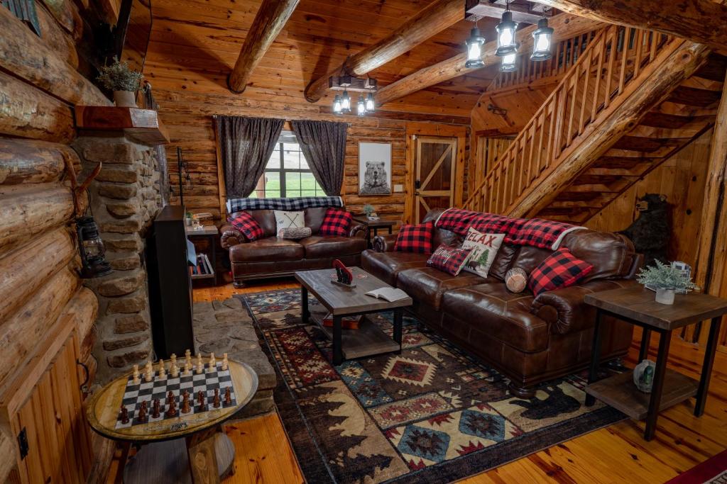 Family Friendly, Work Remotely, Spacious Log Cabin