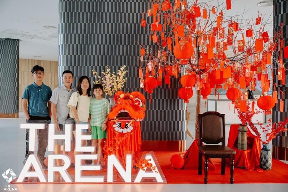 Shared lounge/TV area